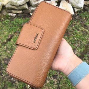 Fossil Wristlet Wallet